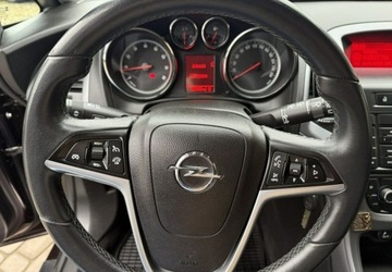 Opel Astra J Hatchback 5d Facelifting 1.6 Twinport ECOTEC 115KM 2013 Opel Astra 1,6 116KM Klimatyzacja Krajowy Serwisowany 1.6 Benzyna 115KM, zdjęcie 14