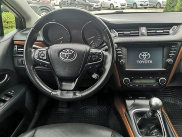 Toyota Avensis III Sedan Facelifting 2015 2.0 D-4D 143KM 2015 Toyota Avensis 2.0 D 143KM Salon Navi Bi-Xenon, zdjęcie 15