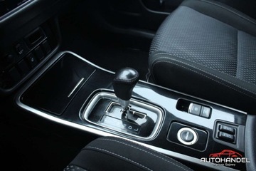 Mitsubishi Outlander III SUV Facelifting 2017 2.2 150KM 2017 Mitsubishi Outlander Automat, 4x4, Bogate wyposazenie, Serwisowany 2.3, zdjęcie 17