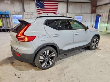 Volvo XC40 2025 Volvo XC 40 Plus 2025 2.0 Benzyna 194KM, zdjęcie 3