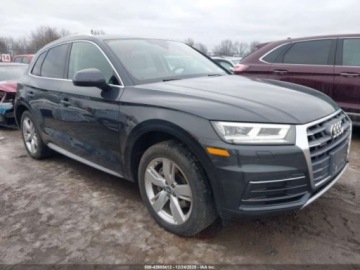 Audi Q5 II SUV 2.0 TFSI 252KM 2018 Audi Q5 2018 AUDI Q5 2.0T PREMIUM2.0T TECH PREMIUM 2.0 Benzyna 252KM