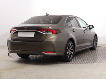 Toyota Corolla XII Sedan 1.5 VVT-i 125KM 2022 Toyota Corolla 1.5 VVT-i, Salon Polska, zdjęcie 4