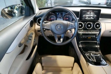 Mercedes Klasa C W205 Kombi 200 184KM 2017 Mercedes-Benz Klasa C 2.0 184KM 4MATIC Estate, Bezwyp., Panorama, Jasne wn, zdjęcie 15