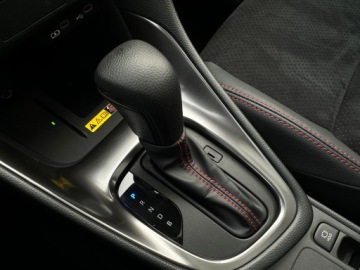 Toyota Yaris IV Hatchback Facelifting 1.5 Hybrid Dynamic Force 130KM 2025 Toyota Yaris Hybryda GR SPORT+VIP SKYVIEW/Salon PL/, zdjęcie 17