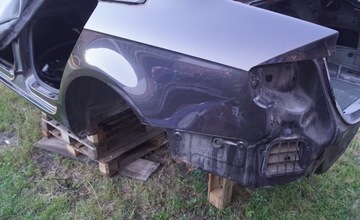 Błotnik lewy tylny ćwiartka Audi A4 B8 sedan LZ7L