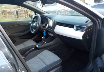 Renault Clio V Hatchback 5d Hybrid 1.6 E-TECH 140KM 2021 Renault Clio Okazja 1.6 Hybryda 140KM, zdjęcie 16