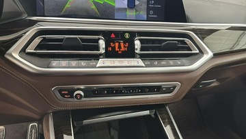 BMW X5 G05 SUV 3.0 30d 286KM 2021 BMW X5 xDrive30d mHEV sport-aut oś skrętna hak, zdjęcie 20