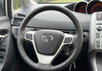 Toyota Verso Minivan 1.8 Valvematic 147KM 2010 Toyota Verso 1,8 147KM Automat Panorama Climatronic ASO Dla wymagajacych, zdjęcie 18