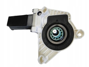 MOTOREK OKNO MERCEDES-BENZ OE A2078200642