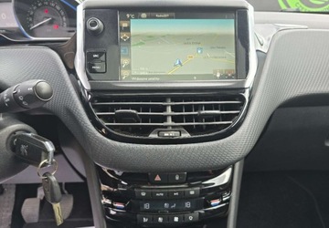Peugeot 2008 I SUV 1.2 VTi 82KM 2014 Peugeot 2008 Serwisowany benzyna panoramiczny dach 1.2 Benzyna 83KM, zdjęcie 23