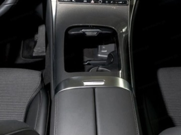 Mercedes GLC C254/X254 Coupe 2.0 220d 197KM 2026 GLC 220 d 4-Matic Avantgarde 2.0 (197KM) 2026, zdjęcie 6