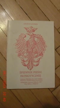 Śpiewnik Pieśni Patriotycznej - Młodzież pamięta
