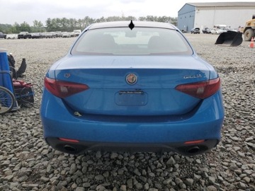 Alfa Romeo Giulia II Sedan 2.0 TBi 280KM 2017 Alfa Romeo Giulia 2017 ALFA ROMEO GIULIA Q4 2.0L BOGATA WERSJA ---------, zdjęcie 6