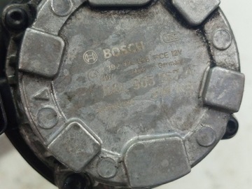 AUDI A3 8V GOLF LEON III SHARAN 7N 2.0 TDI PŘÍDAVNÁ PUMPIČKA VODY 04L965567A