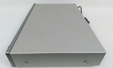 NAD C445 - AM/FM-тюнер