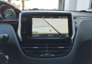 Peugeot 2008 I SUV Facelifting 1.2 PureTech 110KM 2019 Peugeot 2008 Peugeot 2008 PureTech 110 StopampStart EAT6 GT-Line Edition, zdjęcie 28