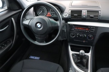 BMW Seria 1 E81/E87 Hatchback 5d E87 1.6 116i 122KM 2009 BMW 1 116i, Klima,ALU, zdjęcie 6