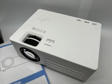 Проектор AKATUO XR21, белый, 1080p WIFI BT FHD HDMI iOS Android + ПУЛЬТ ДИСТАНЦИОННОГО УПРАВЛЕНИЯ