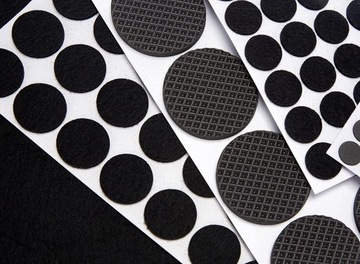 ВОЙЛОЧНЫЕ ПОДКЛАДКИ ДЛЯ МЕБЕЛЬНЫХ СТУЛЬЕВ из черного фетра НАБОР ПОДКЛАДОК 155 шт.