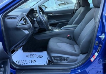 Toyota Camry IX Sedan 2.5 Hybrid Dynamic Force 218KM 2019 Toyota Camry salon Polska, FV-VAT23 2.5 Hybryda 218KM, zdjęcie 15