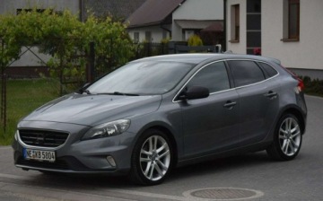 Volvo V40 II Cross Country 2.0 D4 DRIVE-E 190KM 2014 Volvo V40 2.0D R-Design Navi PDC Led 190KM Sprowadzony Oplacony 2.0 Diesel, zdjęcie 4