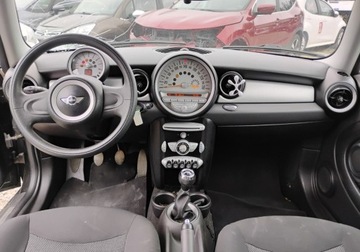 Mini One II 2009 MINI ONE 2009r, 1.4 Benzyna. Uszkodzony lewy przod. Jezdzi. 1.4 Benzyna, zdjęcie 5