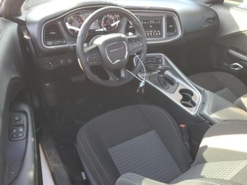 Dodge Challenger III 2022 Dodge Challenger 2022, 3,6L, 4x4, GT 3.6 Benzyna 303KM, zdjęcie 6