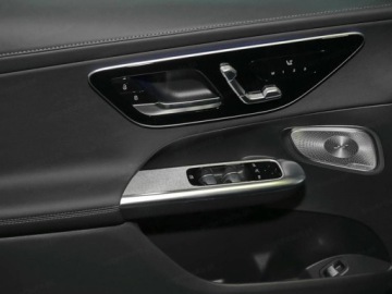 Mercedes GLC C254/X254 2025 GLC Coupe 300 de 4-Matic AMG Line 2.0 (353KM) 2025, zdjęcie 12