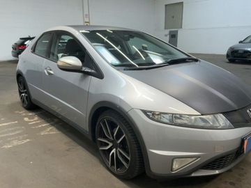 Honda Civic VIII Hatchback 3d 1.8 i-VTEC 140KM 2011 Honda Civic 1.8 VTEC Sport, zdjęcie 1