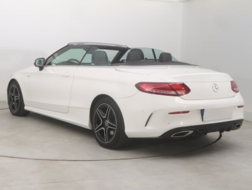 Mercedes Klasa C W205 Kabriolet Facelifting 1.5 200 184KM 2018 Mercedes C C 200 4MATIC, Serwis ASO, 4X4, zdjęcie 3
