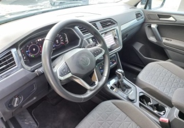 Volkswagen Tiguan II SUV Facelifting 2.0 TDI 150KM 2022 Volkswagen Tiguan 2,0 TDI 150kM 4Motion Life Salon Polska F.Vat 23 2.0, zdjęcie 5