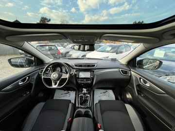 Nissan Qashqai II Crossover Facelifting 1.6 DiG-T 163KM 2018 Nissan Qashqai 1.6Turbo/ Panorama /Kamera 360/Navi, zdjęcie 9