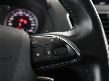 Audi Q3 I SUV Facelifting 2.0 TDI 150KM 2015 Audi Q3 4x4 xenon/LED klima auto czujniki, zdjęcie 27