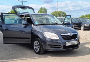 Skoda Fabia II Hatchback 1.4 i 16V 85KM 2007 Skoda Fabia 1,4 MPI Klima 86 km, zdjęcie 25