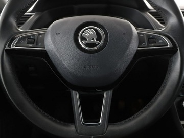 Skoda Superb III Kombi 1.4 TSI 150KM 2016 Škoda Superb Skoda Superb Ambition automat 150KM, zdjęcie 20