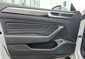 Volkswagen Arteon Fastback Facelifting 2.0 TSI 190KM 2022 Volkswagen Arteon 2.0 Benzyna 190KM, zdjęcie 10