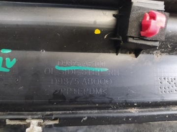 KIA SPORTAGE IV 15- СТУПЕНЬКА ПРАВАЯ ПОРОГНАЯ НАКЛАДКА