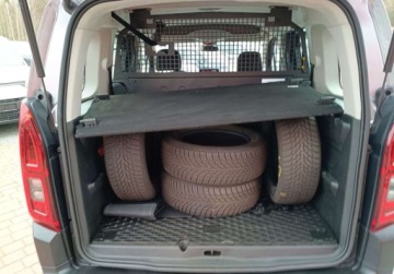 Citroen Berlingo III Osobowy M 1.2 PureTech 110KM 2023 Citroen Berlingo M Feel N1 1.2 Benzyna 110KM, zdjęcie 6