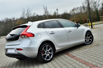 Volvo V40 II Hatchback Facelifting 2.0 D2 120KM 2016 Volvo V40 LiFT Full Led Ocean Race Ledy Digital, zdjęcie 1