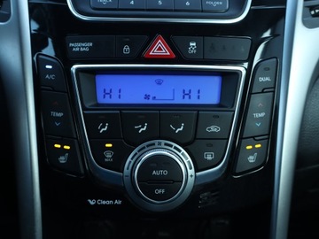 Hyundai i30 II Wagon 1.6 CRDi 110KM 2013 Hyundai i30 1.6 CRDi, Klima, Klimatronic, zdjęcie 11