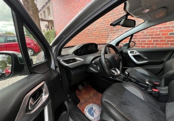 Peugeot 2008 I SUV 1.2 PureTech 110KM 2015 Peugeot 2008 Compass Czujniki Navi Gwarancja w cenie Warszawa VKXA 1.2, zdjęcie 5