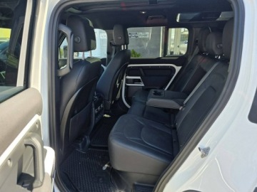 Land Rover Defender IV (L663) 90 2.0 i4P 300KM 2023 Land Rover Defender 2.0 Turbo 300 KM, 4x4,, zdjęcie 27