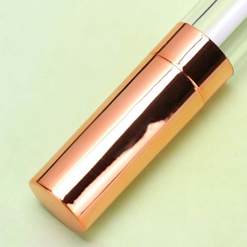 6 тюбиков блеска для губ, пустые упаковки.