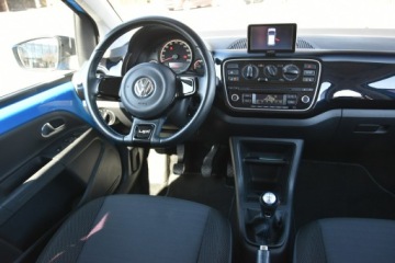 Volkswagen up! Hatchback 5d 1.0 MPI 60KM 2015 Volkswagen Up! 1.0 MPI 60KM 2015r. Klima 73km, zdjęcie 9
