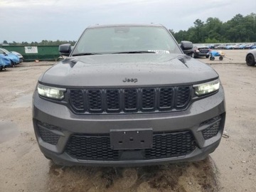 Jeep Cherokee V 2023 Jeep Cherokee 2023, LAREDO, 3.6 L, OD UBEZPIECZALNI 3.6 Benzyna 293KM, zdjęcie 4