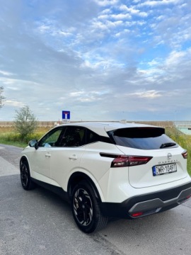 Nissan Qashqai III Crossover 1.3 DIG-T MHEV 158KM 2023 Nissan Qashqai Biała Perła, zdjęcie 1