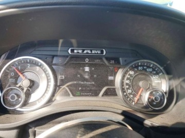  RAM 1500 2020 r., 3,6L BIG HORNLONE STAR 3.6 Benzyna 295KM, zdjęcie 6