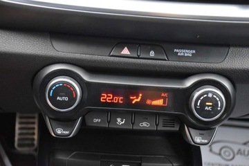 Kia Stonic I Crossover 1.0 T-GDI 100KM 2019 Kia Stonic NaviKamera Klimatronic Pol-SkoraTempomat GWARANCJA-12miesiecy, zdjęcie 16