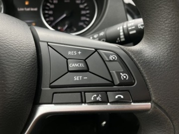 Nissan Qashqai II Crossover 1.2 DIG-T 115KM 2017 Nissan Qashqai ! Klimatyzacja ! Czujniki Parkowani, zdjęcie 16