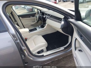 Jaguar XF II 2021 Jaguar XF SE P250 2021 2.0l 2.0 Benzyna 247KM, zdjęcie 9